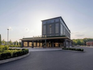 Front of property - Dakota Manchester Airport (Manchester)