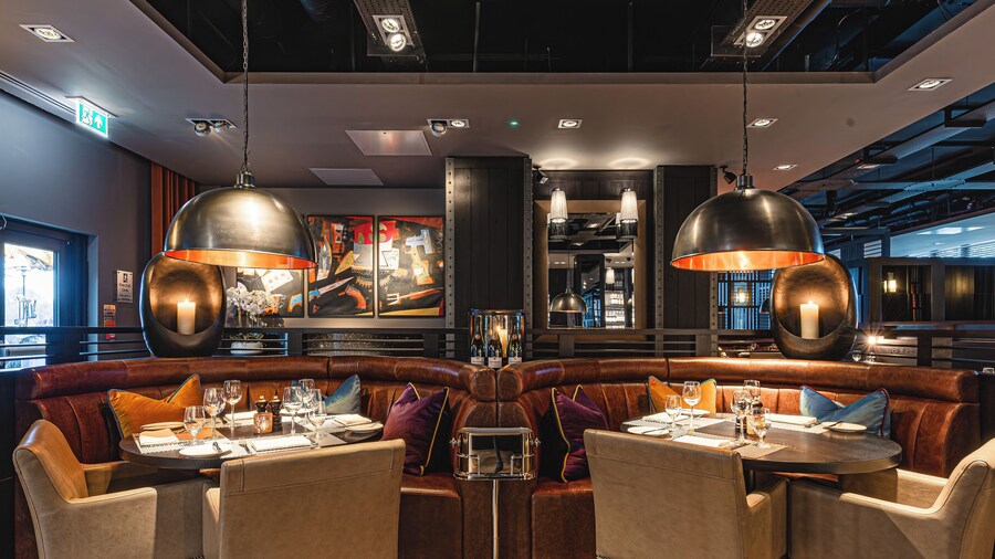 Dakota Manchester Airport