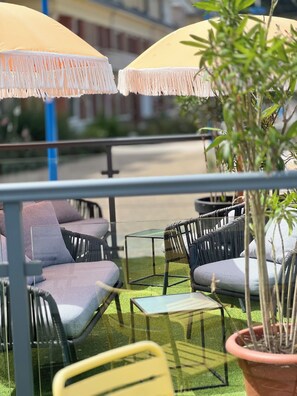 บริเวณภายนอก