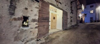 Le Scuderie, new apartment in historic building with in-room sauna