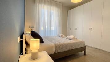 2 Schlafzimmer, Bügeleisen/Bügelbrett, WLAN, Bettwäsche