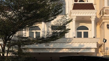 Basic Room, City View | In-room safe, desk, laptop workspace, blackout curtains