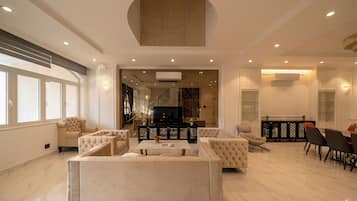 Basic Room, City View | In-room safe, desk, laptop workspace, blackout curtains