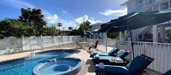 Eco Friendly Secluded Oceanview Pool Near Key West