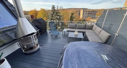 Luxuriöse 2Zi-Wohnung im Kurviertel - Dachterrasse, Whirlpool, Weitblick