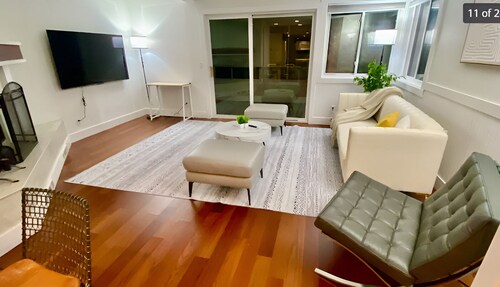 New! 2B2B with AC in Kirkland close to the lake