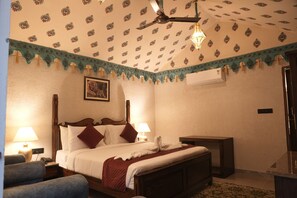 Executive Cottage, Private Bathroom, Garden View | In-room safe, laptop workspace, iron/ironing board, free WiFi - Estherea Bagh RanthambhoreTigerTerritory (Sawai Madhopur)