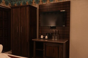 Executive Cottage, Private Bathroom, Garden View | Room amenity - Estherea Bagh RanthambhoreTigerTerritory (Sawai Madhopur)