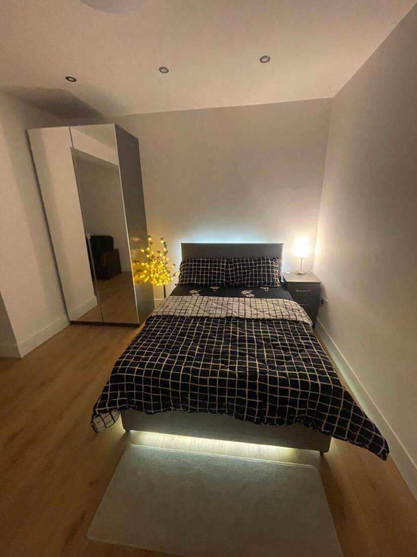 Room, 1 Bedroom, Smoking, Garden View | 1 bedroom