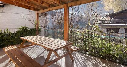 Apartment "Da Roby - Villa Carolina" with Private Terrace and Wi-Fi