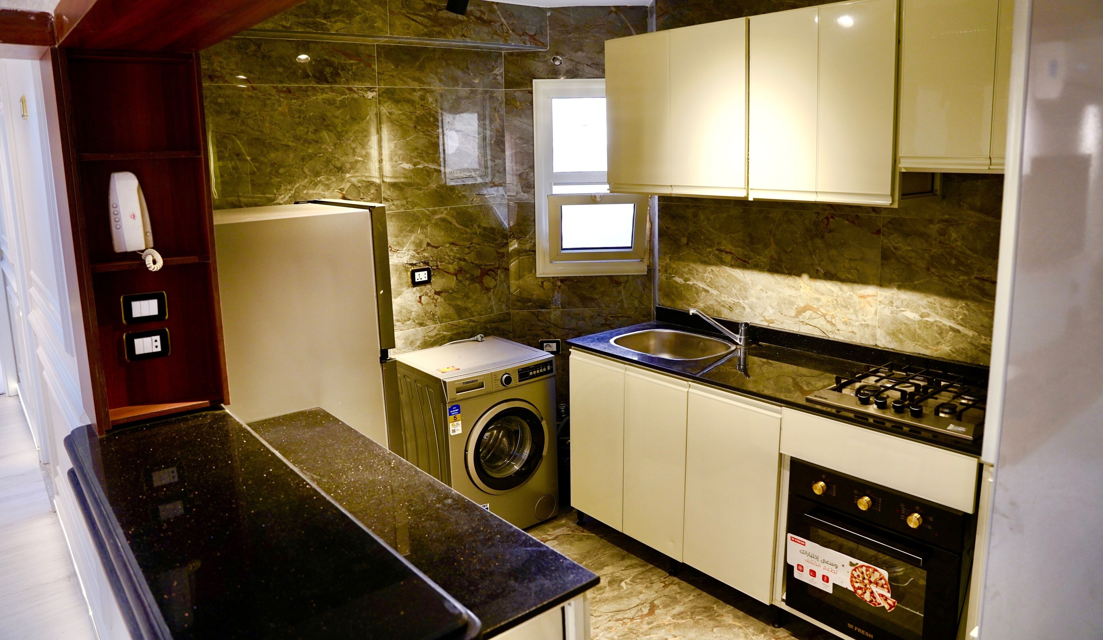 微波炉、烤箱、炉灶