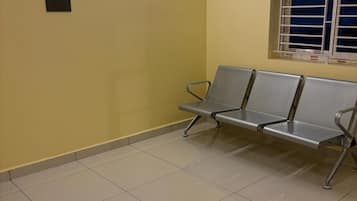 Colchones con pillow-top, escritorio y wifi gratis