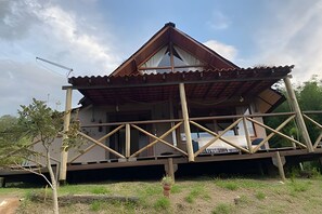 Chalet, 2 Bedrooms, Mountain View | Exterior