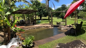 Chalet, 2 Bedrooms, Mountain View | Outdoor dining