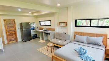 Desk, laptop workspace, free WiFi