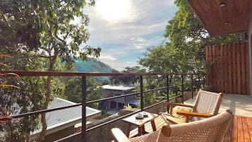 ์ค์ํธ, ๋ฐ์ฝ๋ | ์ฑ
์, ๋
ธํธ๋ถ ์์
๊ณต๊ฐ, ๋ฌด๋ฃ WiFi