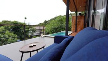 Villa Romantique, 1 chambre, piscine privée, vue mer | Balcon