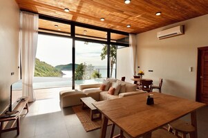 Family Villa, 2 Bedrooms, Private Pool, Sea View | Living area