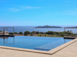 A heated pool - Villa Ghjiseppina Di Pinarello (Porto-Vecchio)