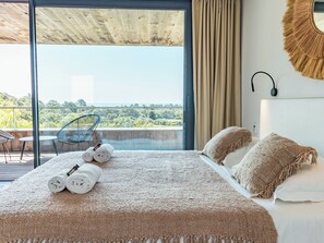 4 bedrooms, iron/ironing board, travel cot, WiFi - Villa Fautea Di Santa Lucia (Zonza)