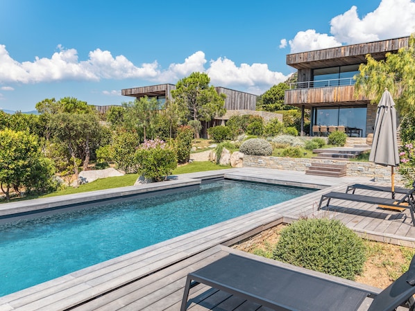 A heated pool - Villa Fautea Di Santa Lucia (Zonza)