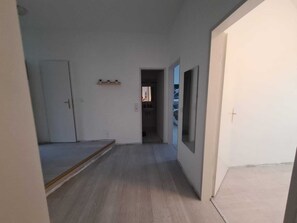 Basic-Apartment | Bügeleisen/Bügelbrett, kostenloses WLAN