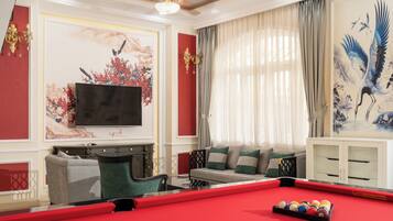 Egyptian cotton sheets, premium bedding, down duvets