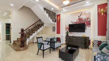 Villa presidencial, 6 habitaciones, con acceso al salón lounge del club, vista a la ciudad | Sábanas de algodón egipcio, ropa de cama de alta calidad y edredón