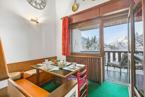 Leilighet – standard, flere soverom (Il Balcone Sulle Alpi ski in ski out) | Spiseområde