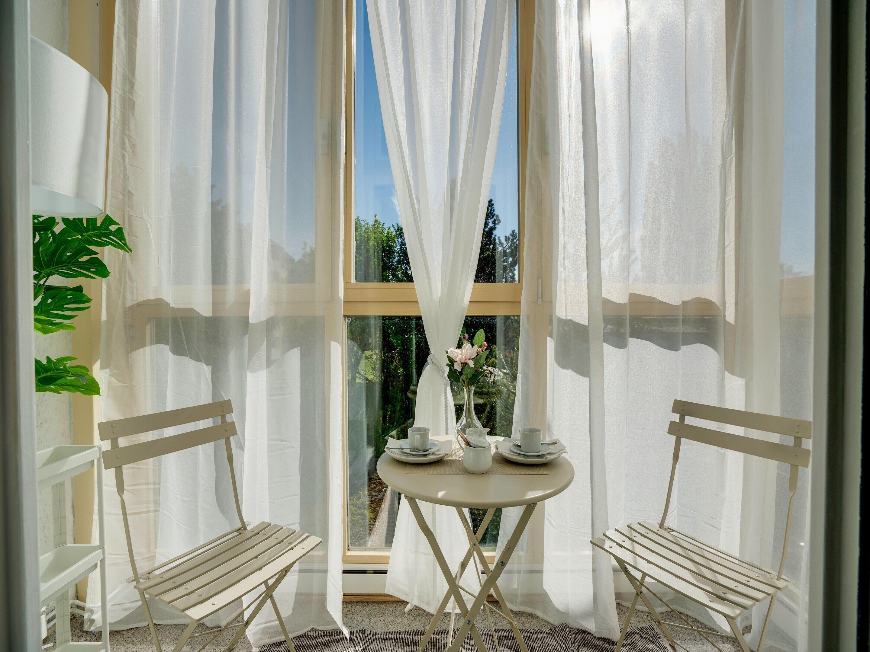 Apartment | Dining