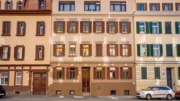 Apartment | Exterior