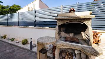 House | Terrace/patio