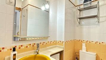 Hair dryer, toilet paper