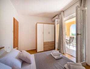 Casa | 5 quartos, ferros/tábuas de passar roupa