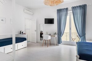 Quarto quádruplo conforto, sacada | Cofres nos quartos, quartos à prova de som