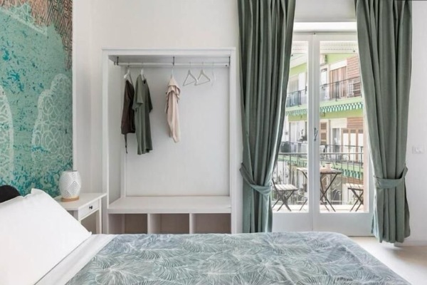 Deluxe Double Room, Balcony | In-room safe, soundproofing, iron/ironing board, free WiFi