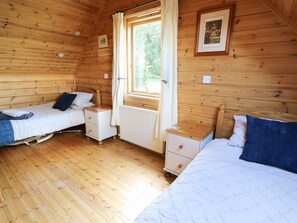 3 bedrooms, individually decorated, individually furnished, free WiFi