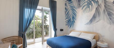 Quarto premium | Cofres nos quartos, escrivaninha, espaço de trabalho para notebook