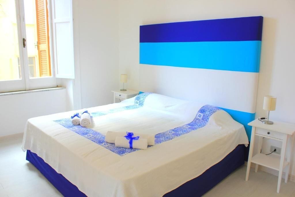 Suite, Balcony, City View | In-room safe, desk, soundproofing, iron/ironing board