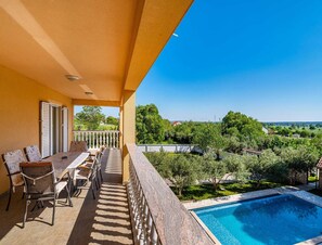 House | Balcony - Holiday Villas With Pools in Kakma (Polaca)