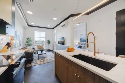 Walk University District, Near Hospitals & Shops