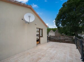 Villa (Five Bedroom Villa With Pool) | Balcony - Villa Mima Pool Retreat (Lovreć)