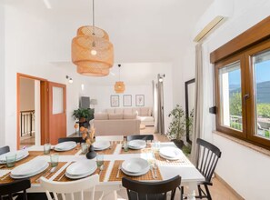 Villa (Five Bedroom Villa With Pool) | Dining room - Villa Mima Pool Retreat (Lovreć)