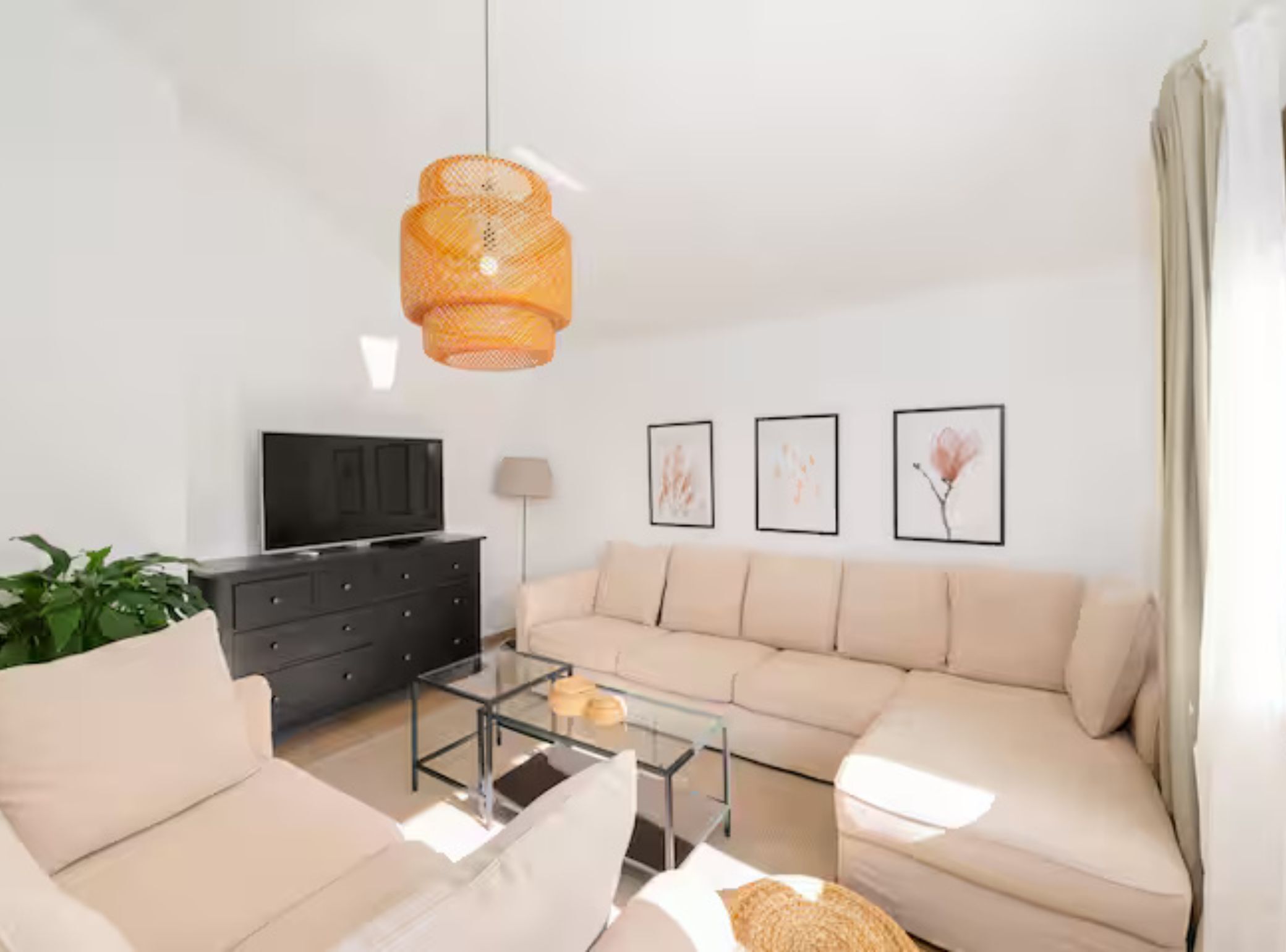 Villa (Five Bedroom Villa With Pool) | Living room | 32-inch flat-screen TV with digital channels