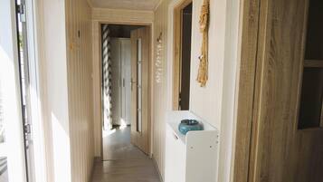 Casa | 3 dormitorios, mobiliario individual, ropa de cama