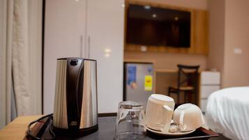 Camera Superior | Con arredamento individuale, una scrivania, insonorizzazione