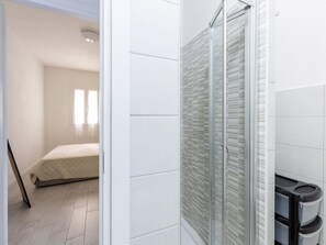 Apartment | Bathroom - Apartment in With Swimming Pool and sea View (Castelsardo)