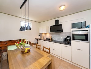 House | Dapur peribadi | Bekalan pembersihan 
