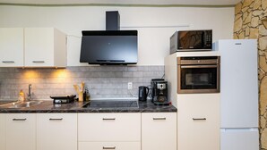 House | Dapur peribadi | Peralatan membersih 
