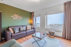 Apartment | Living room - 2 Person Apartment With sea View (De Koog)